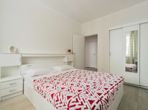 Апартаменты MaxRealty24 на Просторной 14