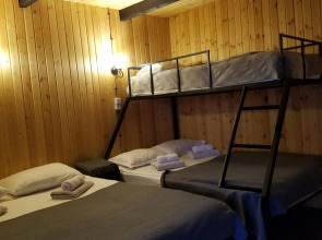 Гостевой дом Cottages in Stephantsminda Echoes