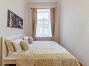 Апартаменты Видовые у Казанского собора 2 спальни 2 сан.узла 12 гостей