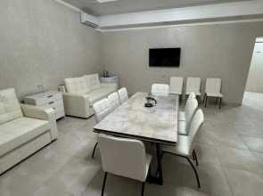 Отель Амаро