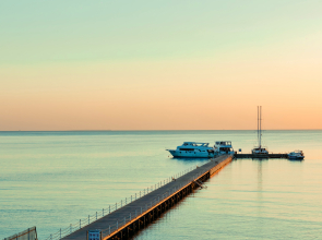 SUNRISE Alma Bay Resort