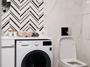 Апартаменты Luma White #2 в центре города с красивым видом на балконе