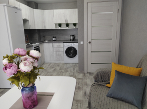 Апартаменты Вирджиния до 4 Чел. на Возрождения 51 Пятница Сеть Посуточных Квартир