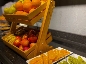 Отель Falcon 1511