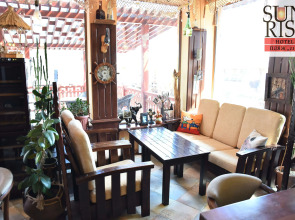 Отель Санрайз