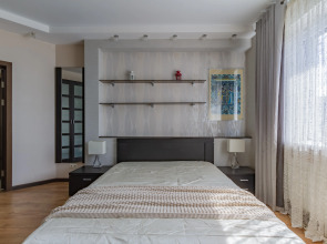 Квартира с видом на озеро