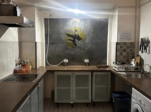 Хостел Петя и Волк