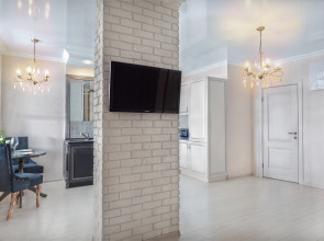 Трёхкомнатная квартира на набережной реки Волга Центр, Новый дом - бесконтактное заселение 24/7