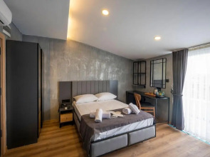 Continental Airport Hotel