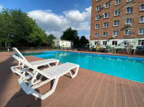 Студия у бассейна Эль Апарт