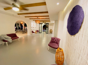 Отель The Hello