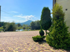 Отель Горное Озеро