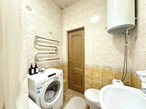 Квартира двухкомнатная в центре на Кирова рядом со стадионом Химик