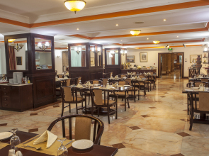 Отель Haffa House