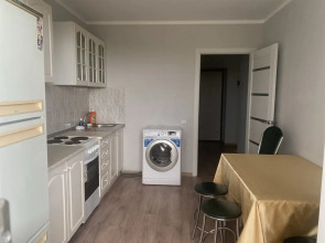 Квартира Уютная двухкомнатная