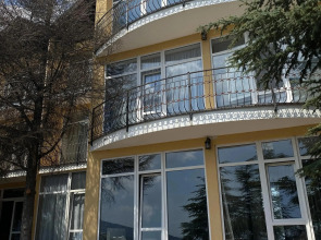 Гостевой дом Экодом Кедровый