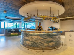 Курортный отель Golden Tulip Pattaya Beach Resort