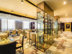 Best Western Premier Tuushin Hotel