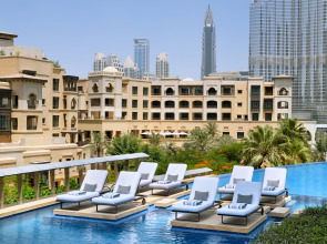 Отель Address Downtown