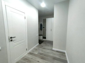 Апартаменты видовые двухкомнатные у метро на 24 этаже