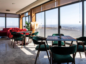 Отель Alexander Resort