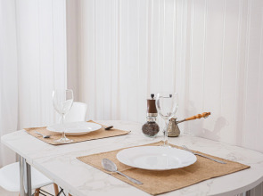 Апартаменты У нaс лучше, чeм дoма Sanset 2-Оранжерейная 2к1 кв 228