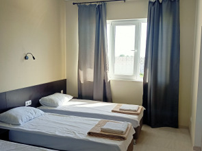 Курортный отель Sun Village