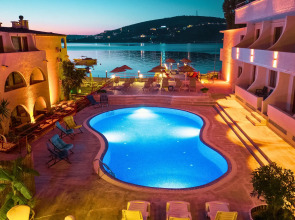 Отель Oscar Seaside Hotel & Spa