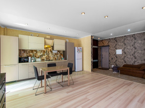 Апартаменты West39 на Шахматной 4В