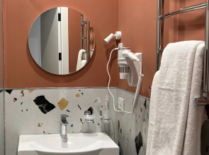 Апартаменты улучшенные в центре города от Sweet Home