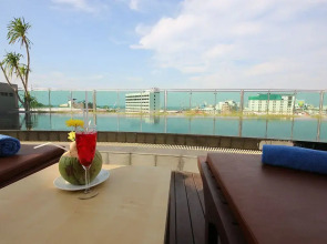 The Sun Xclusive Hotel