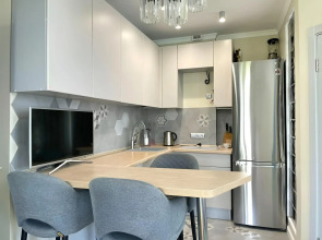 Апартаменты Айсберг с видом на храм с балконом