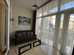 Апартаменты на Бульваре Надежд 4/2