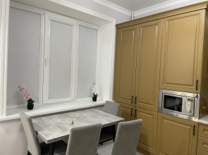 Квартира у набережной