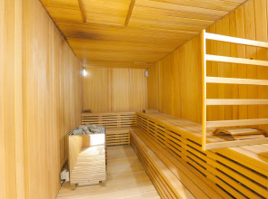 Отель Marjan Plaza