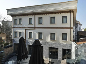 Boutique Saint Sophia Hotel