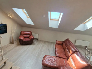 Квартира Просторная двухуровневая студия у подножия Казанского Кремля