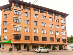 Апартаменты Ирис от Ирины Савельевой В центре города у Каскадной лестницы С завораживающим видом на Боргустанский хребет 6 этаж