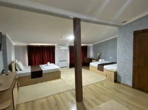 Отель Garden City