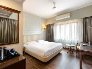 Отель Grand Kalinga