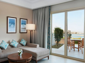 Курортный отель Sofitel Al Hamra Beach Resort