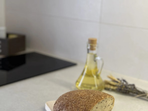 Апартаменты PosutochnoSV на Лунной 30