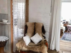 Апартаменты возле пляжа с красивым садом