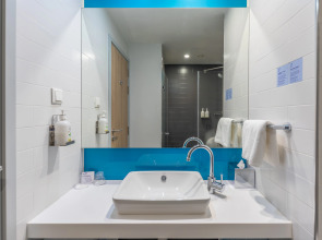 Holiday Inn Express - Yerevan by IHG