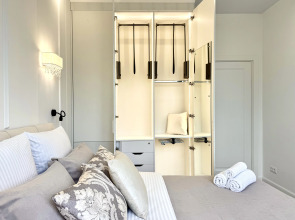 Квартира Роскошная с Дизайнерским Люкс Решением и Видом на Реку и Москва-Сити