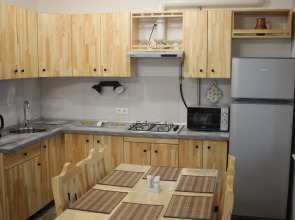 Квартира Трехкомнатная Студия Провинция