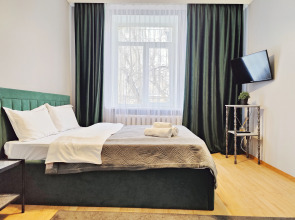 Апартаменты M.O.O.N. APARTMENTS Seifullina 500