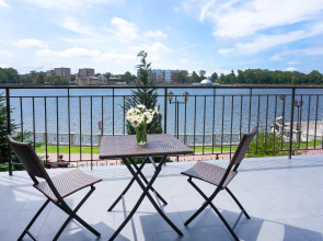 Апартаменты Riverside by Pavlov