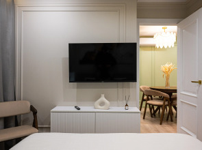 Квартира на набережной в центре Великого Новгорода