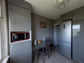 Апартаменты у ТРК Родник